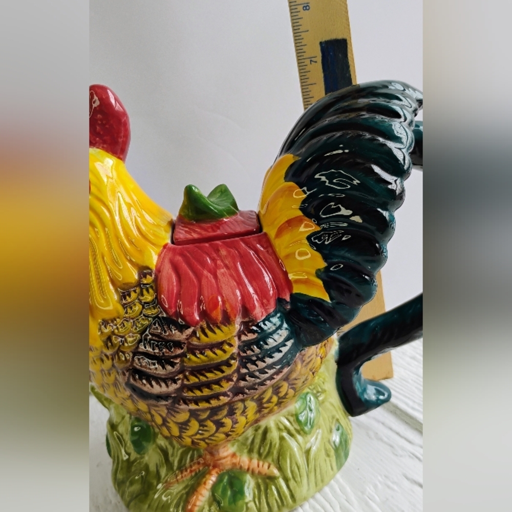Antique Ceramic Rooster Teapot & Lid Hand Painted 6.5" Tall Farmhouse Decor N-1 - Picture 9 of 16